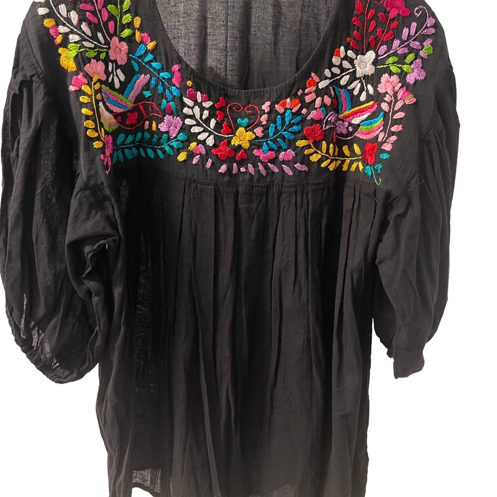 Handmade Traditional Women’s Black Embroidered Mexican Top Puff Sleeves -   Sz M